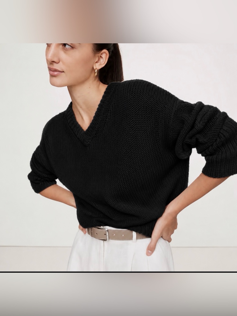 Banana Republic Chunky Knit Cotton V Neck Sweater Black Small
